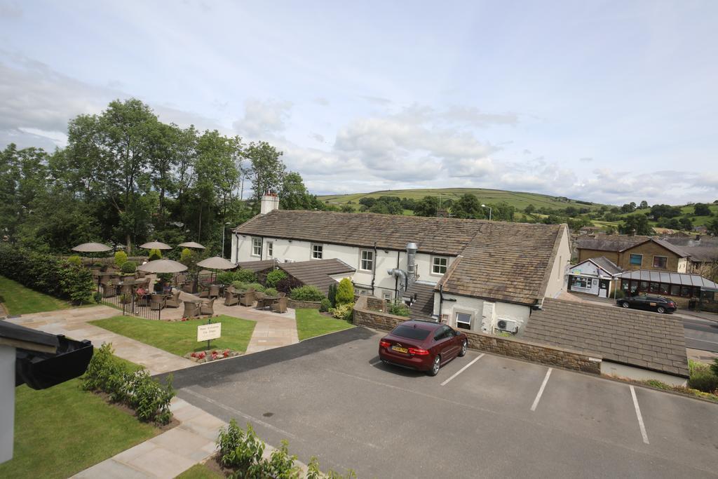 The Craven Heifer Inn Kelbrook Exterior foto