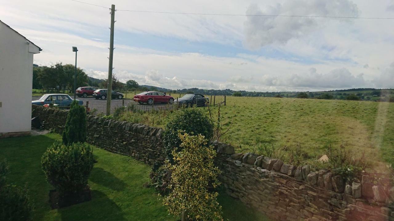 The Craven Heifer Inn Kelbrook Exterior foto